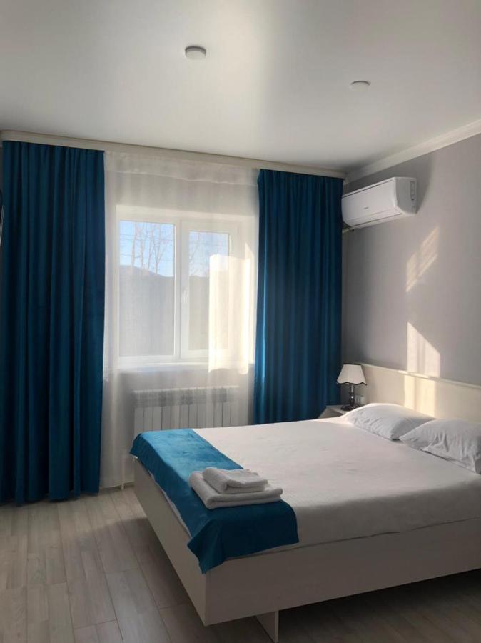 Hanym Hotel Atyrau Bagian luar foto